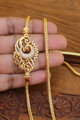 Gold platted peacock moppu chain
