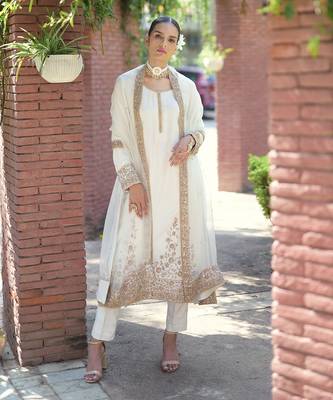 Ivory gold marori beads & sequin hand embroidered kurta set 2