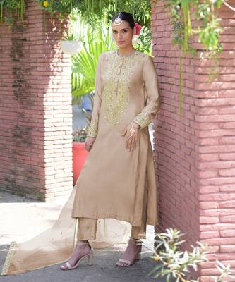 Beige marori beads & sequin hand embroidered kurta set 1