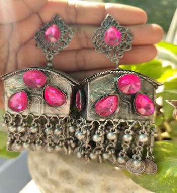 Oxidized silver color black polish light weight pink stone jhumka earrings 1