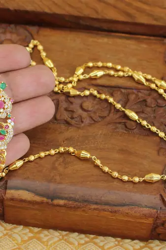 Gold platted peacock moppu chain