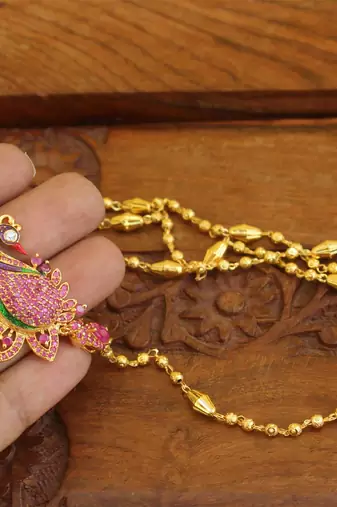 Gold platted peacock moppu chain