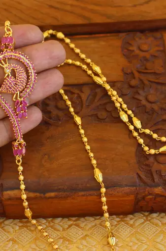 Gold platted peacock moppu chain