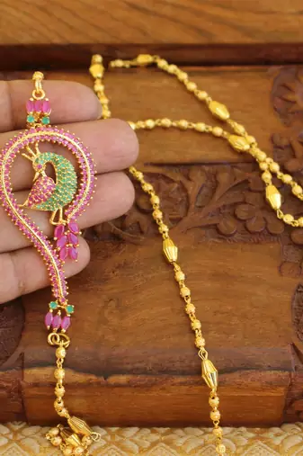 Gold platted peacock moppu chain
