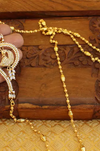 Gold platted peacock moppu chain