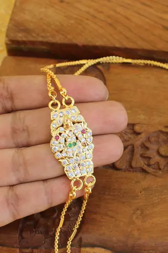 Gold platted necklace set