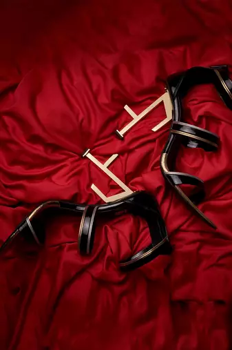 Pointed-toe strappy metal heels