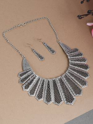 Oxidised silver statement necklace with earrings 1