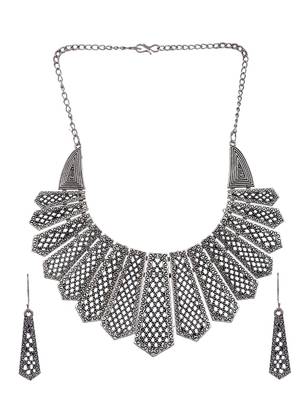 Oxidised silver statement necklace with earrings 3