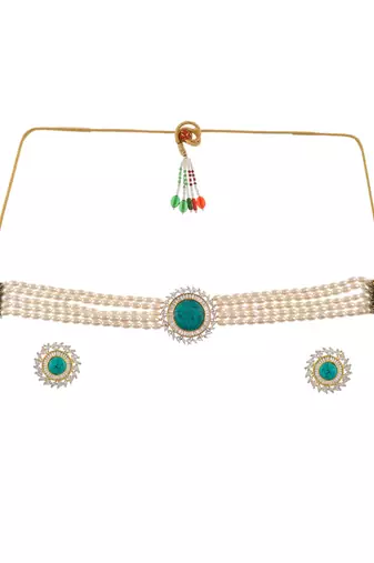 Pearl choker ad turquoise necklace