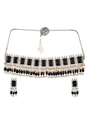 Bridal black ad pearl choker jewellery set 3