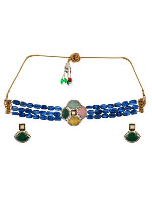 Blue layered choker necklace with multicolor centre 3