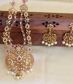 Matte finish necklace set