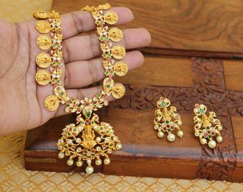 Matte finish peacock lakshmi necklace set 2