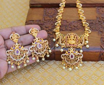 Matte finish peacock lakshmi necklace set 2