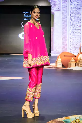 Hot pink floral tuinc pant set
