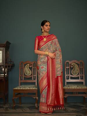 Elora tusser silk floral printed kalamkari saree with blouse piece (grey) 1