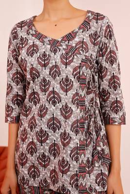 Grey hand printed short kurta with pant  loungewear set 5