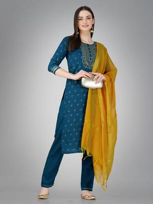 Women embroidered cotton blend blue kurta pant dupatta set 1