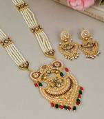 Traditional pearl long jewellery set
