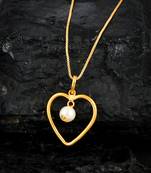 Heart pearl drop pendant with chain
