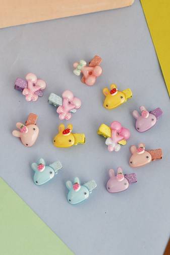 Set of 12 alligator hair accessory