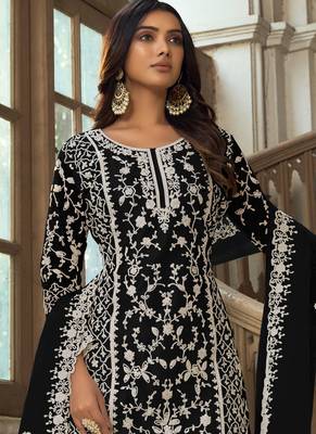 Black Premium Net Embroidered Traditional Palazzo Suit 2