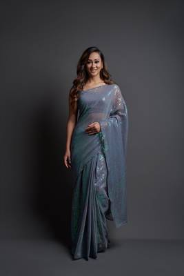 Grey embroidery heavy georgette saree with un-stiched blouse 1