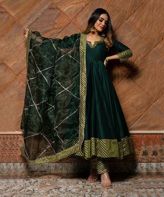 Jannat dark green anarkali set 1
