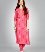 Women embroidered rayon pink kurta pant set