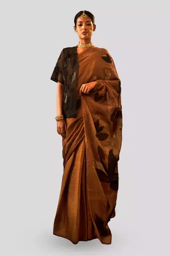Gold hoor saree Without Blouse