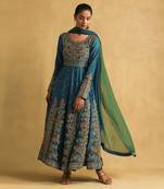 Blue embroidered kurta set by RITU KUMAR