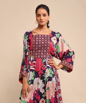 Blue printed kurta set by RITU KUMAR 5