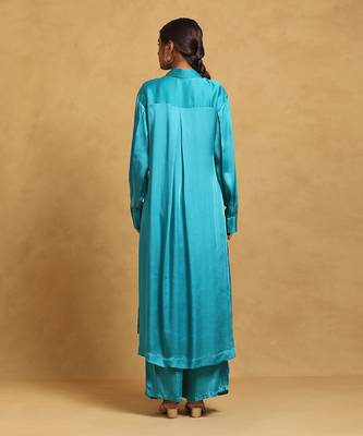 Blue soild kurta plazzo set By ritu kumar 4