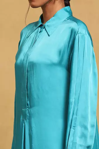 Blue soild kurta plazzo set By ritu kumar