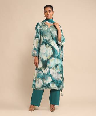 Teal embroidered kurta set by ritu kumar 1