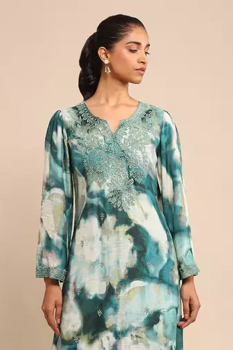 Teal embroidered kurta set by ritu kumar