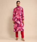 Pink embroidered kurta set by ritu kumar