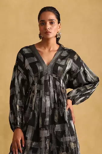 Black embroidered dhoti set by ritu kumar