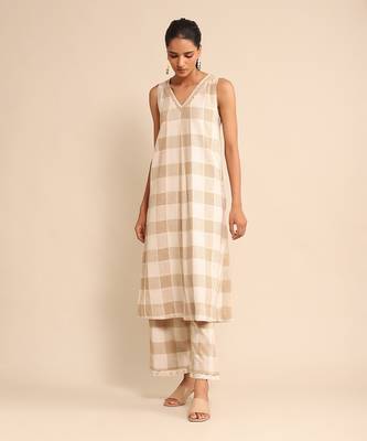 Beige checked kurta pant set 1