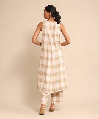 Beige checked kurta pant set 4