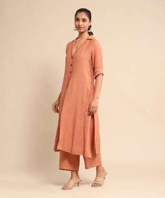 Pink solid kurta pant set by ritu kumar 2