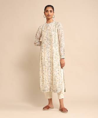 Off white kurta pant set By ritu kumar 1