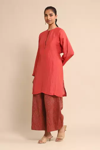 Red solid kurta By ritu kumar