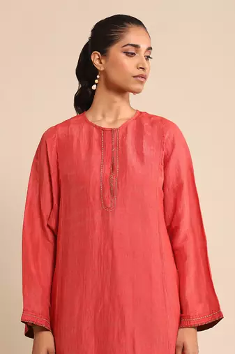 Red solid kurta By ritu kumar