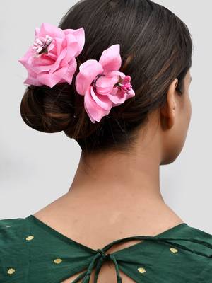 Artificial baby pink rose flower hair accessory 2