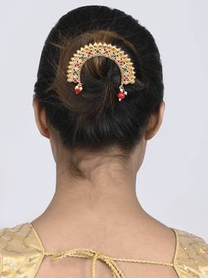 Gold plated traditional wedding hair accessory 3