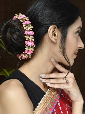 Women pink & gold toned embellished hair accessory set 2
