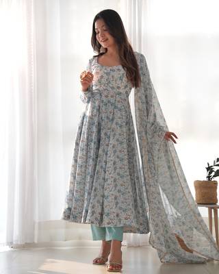 Chiffon Floral Print Fabric, Padded, Side Zipper Attached Fully Flair Anarkali Kurti, Dupatta And Pent 2