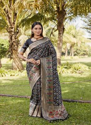 Black Handicraft Bandhani With Zari Weaving Rich Pallu Saree 3